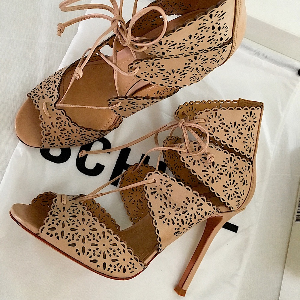 SCHUTZ Laser Cut Lace-Up high-heels Sandals,Beige